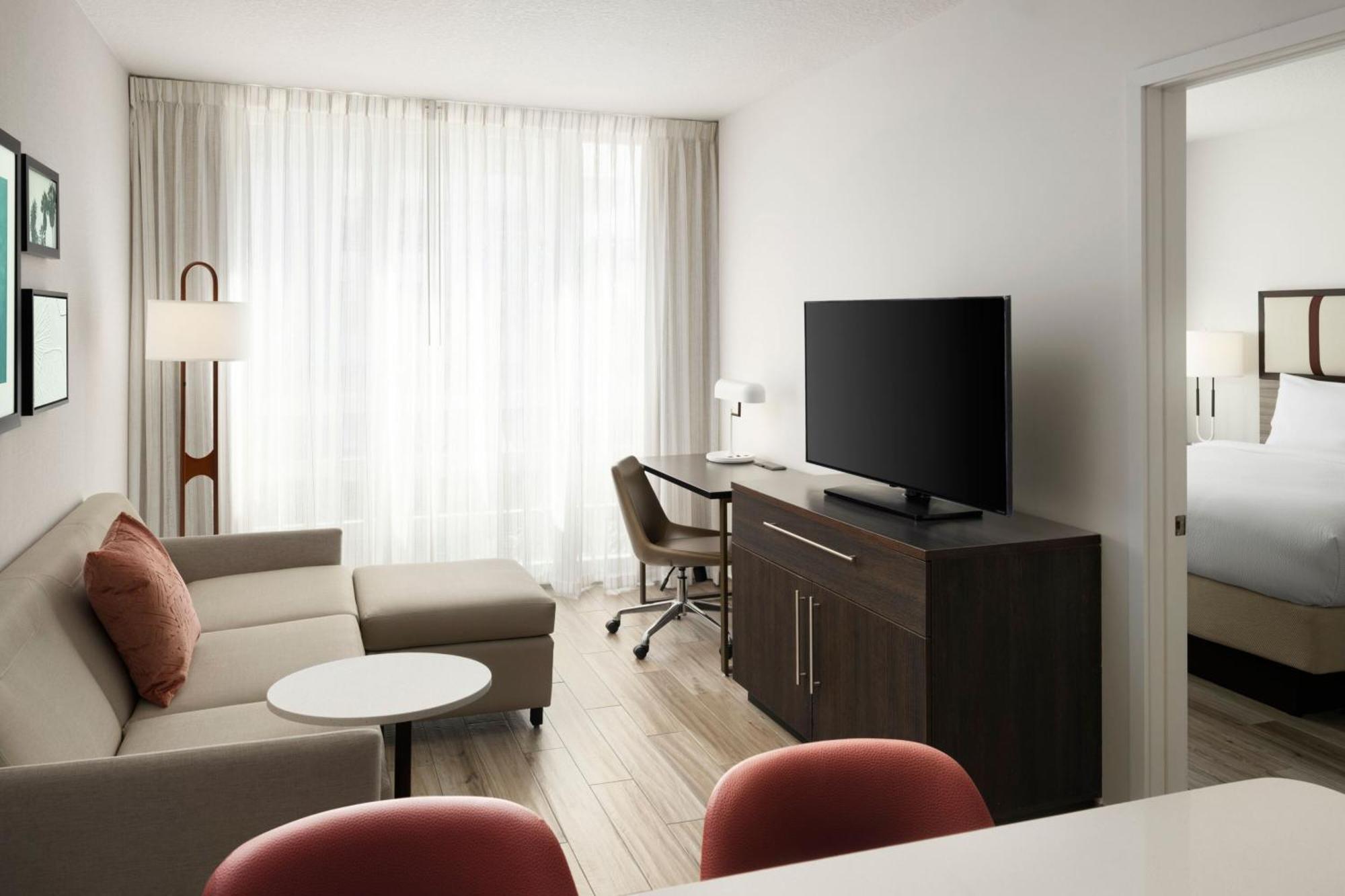 Hotel By Marriott Miami Surfside