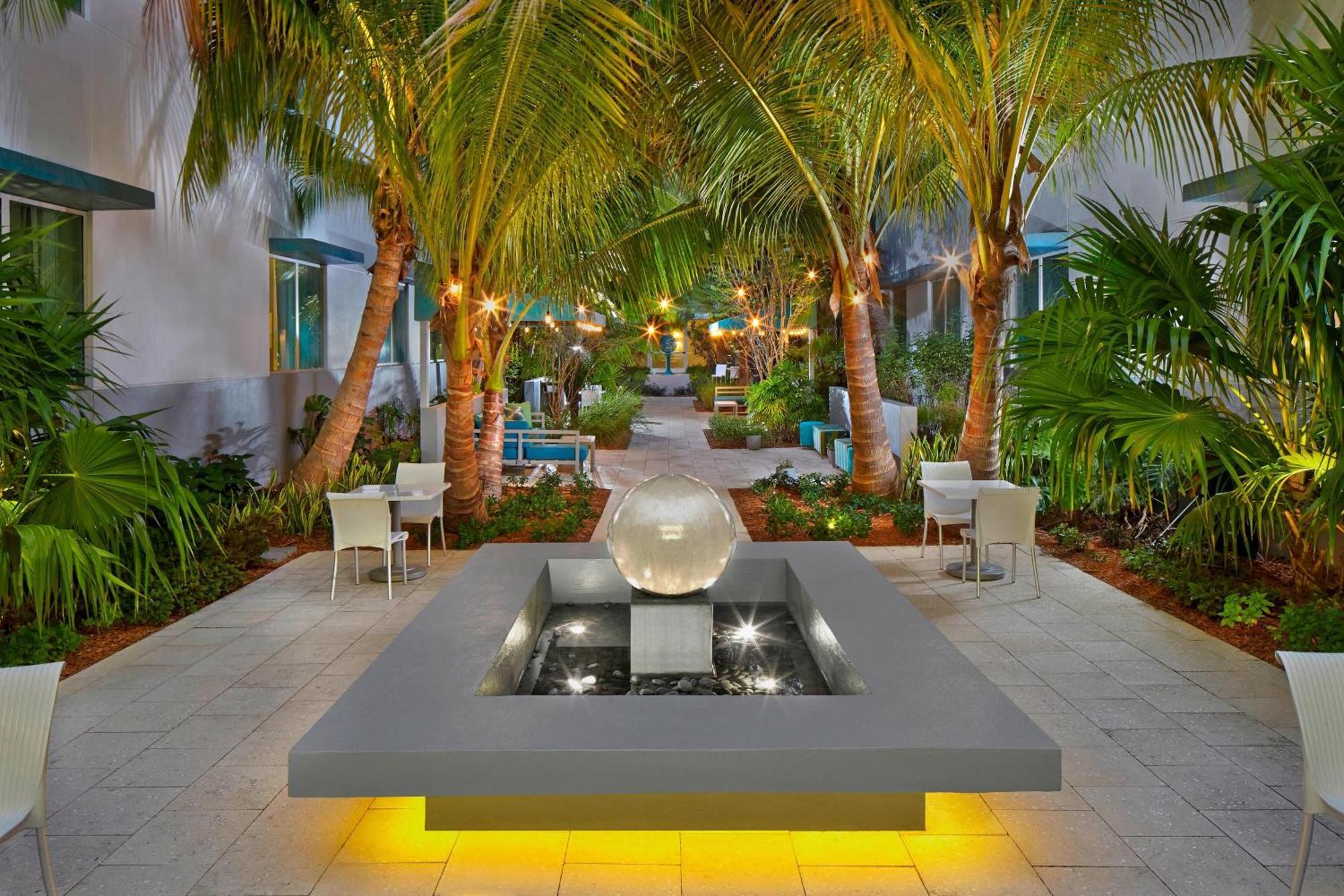 By Marriott Miami 3* Surfside