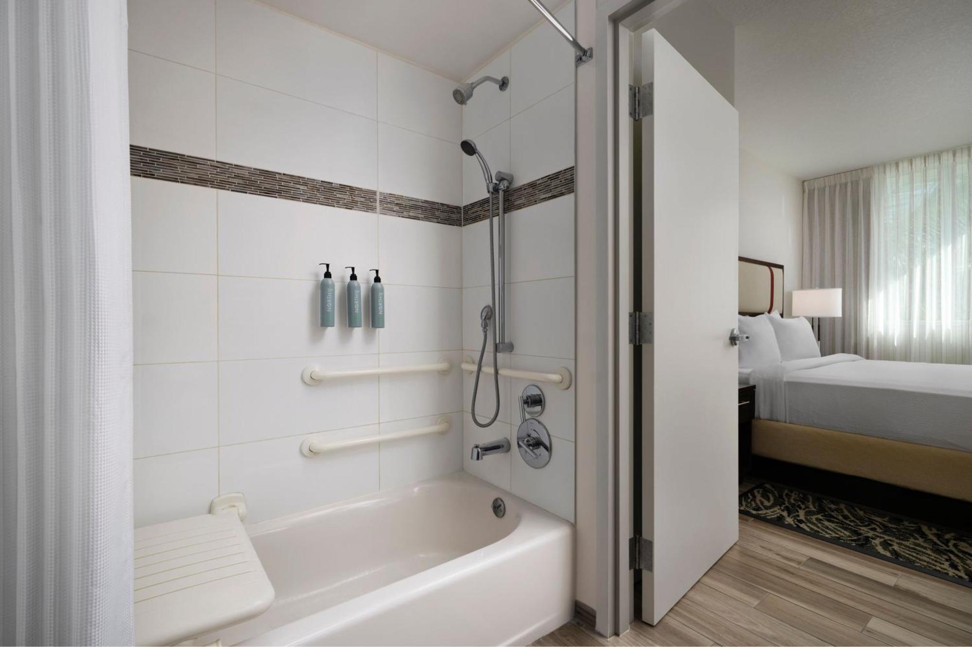 By Marriott Miami Beach Hotel 3*