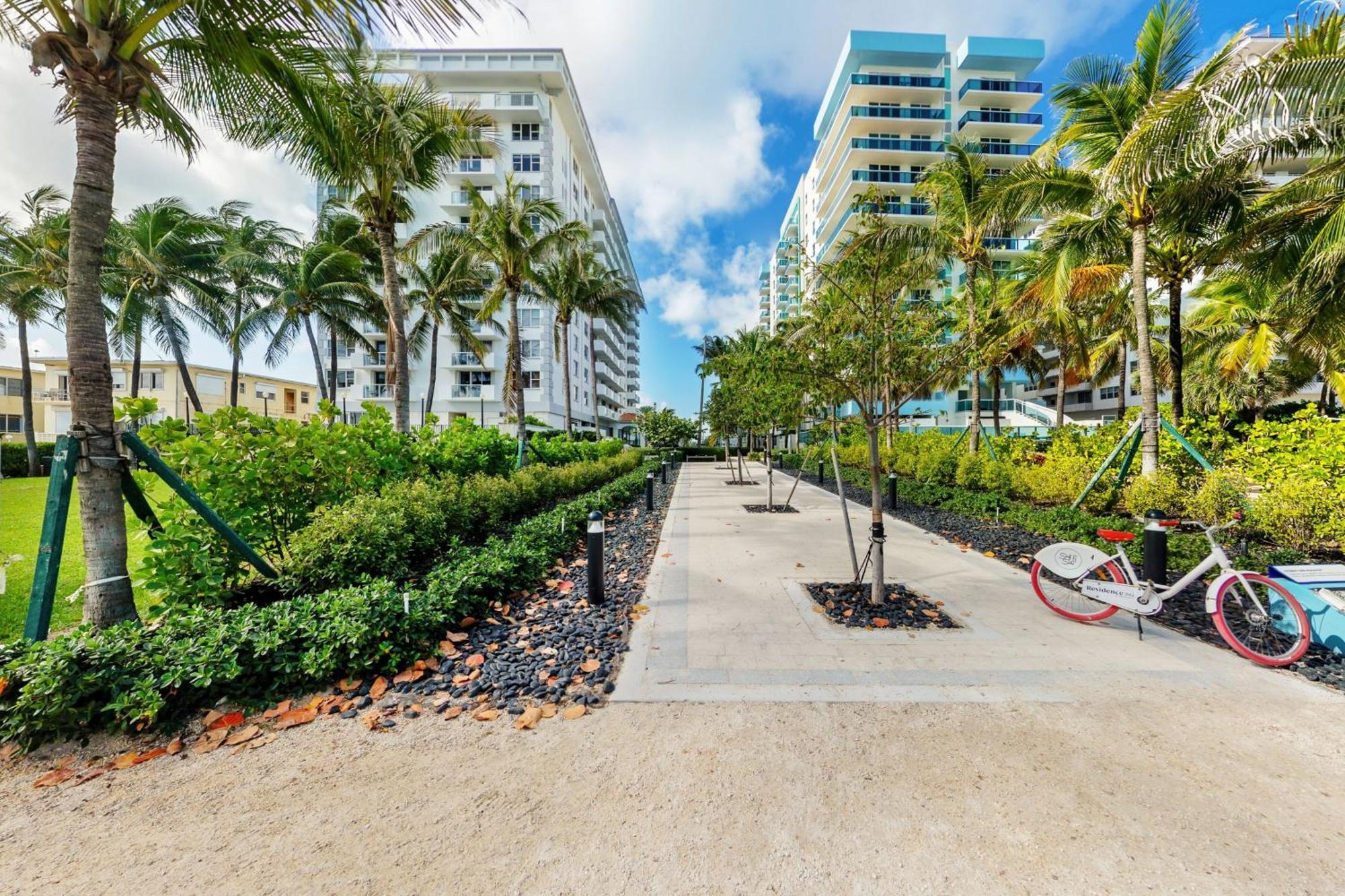 By Marriott Miami Beach 3*