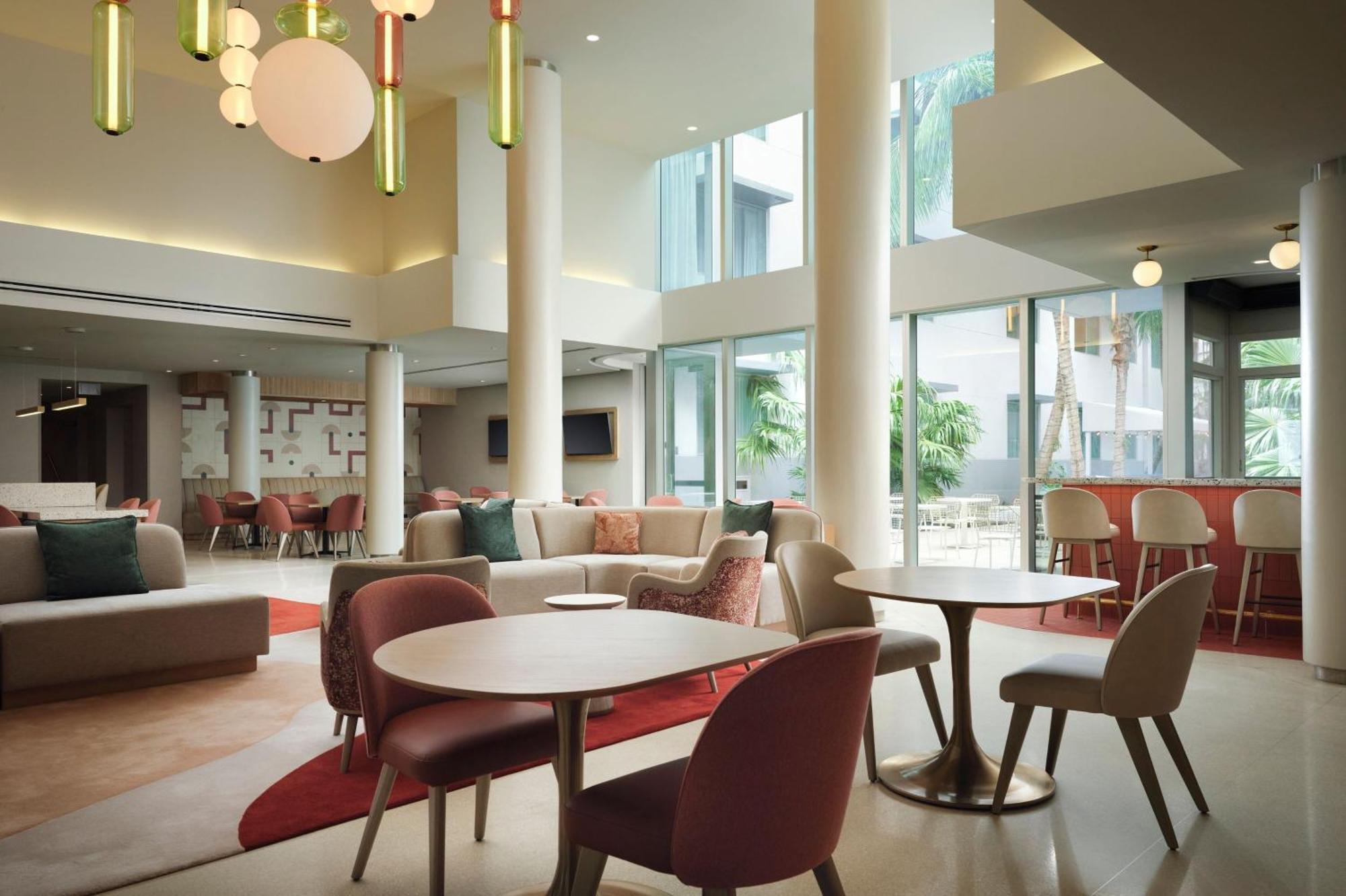 By Marriott Miami 3*
